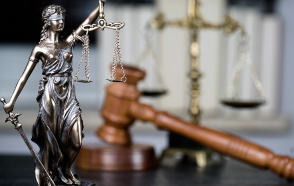 Юристы и Адвокаты по арбитражным делам в суде в Перми  3528ec2ad4