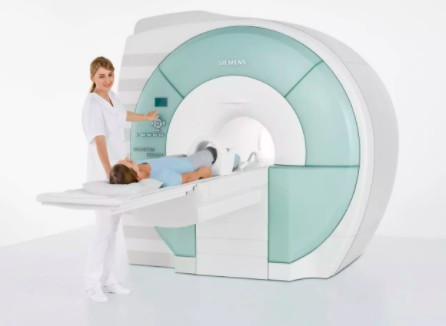 Магнитно-резонансная томография 